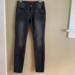 Zanadi Gray Raised Whiskering 5 Pocket Skinny Jeans, Size 5